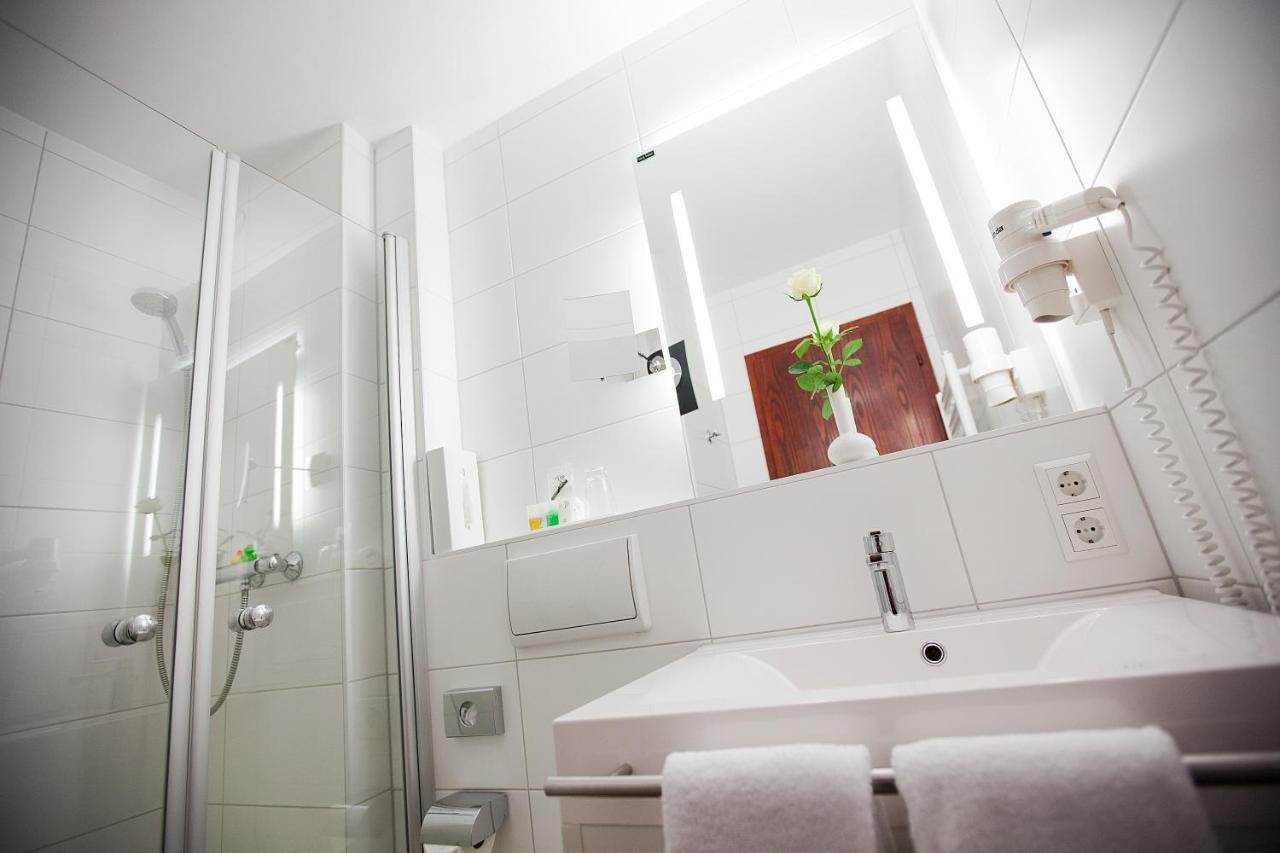 Hotel Krone Ohg Gerlingen Dış mekan fotoğraf