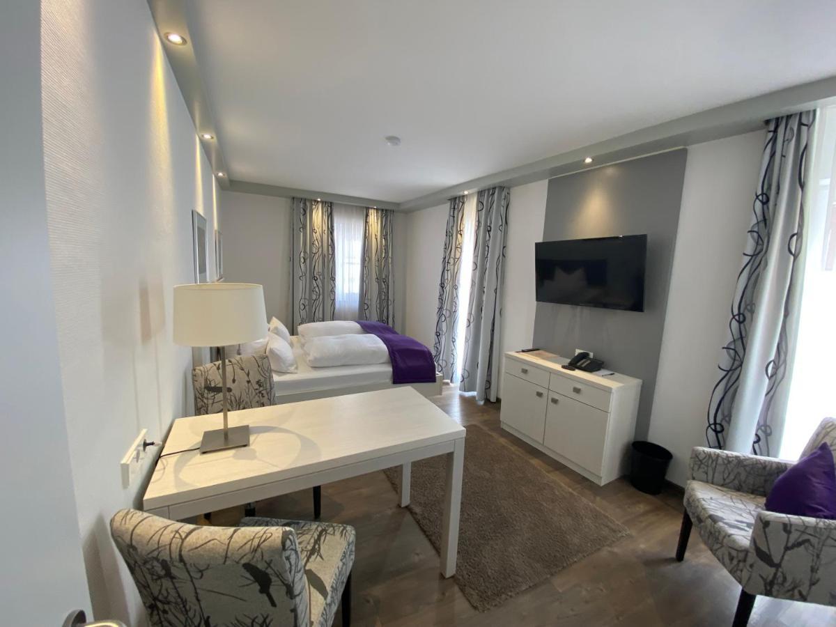 Hotel Krone Ohg Gerlingen Dış mekan fotoğraf