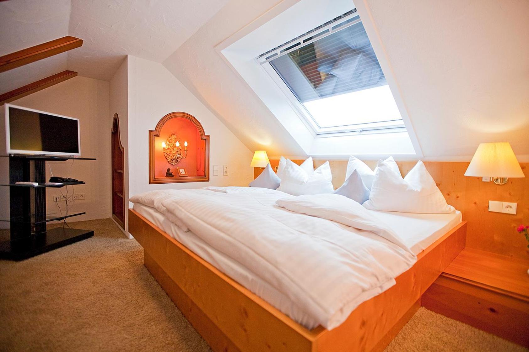 Hotel Krone Ohg Gerlingen Oda fotoğraf