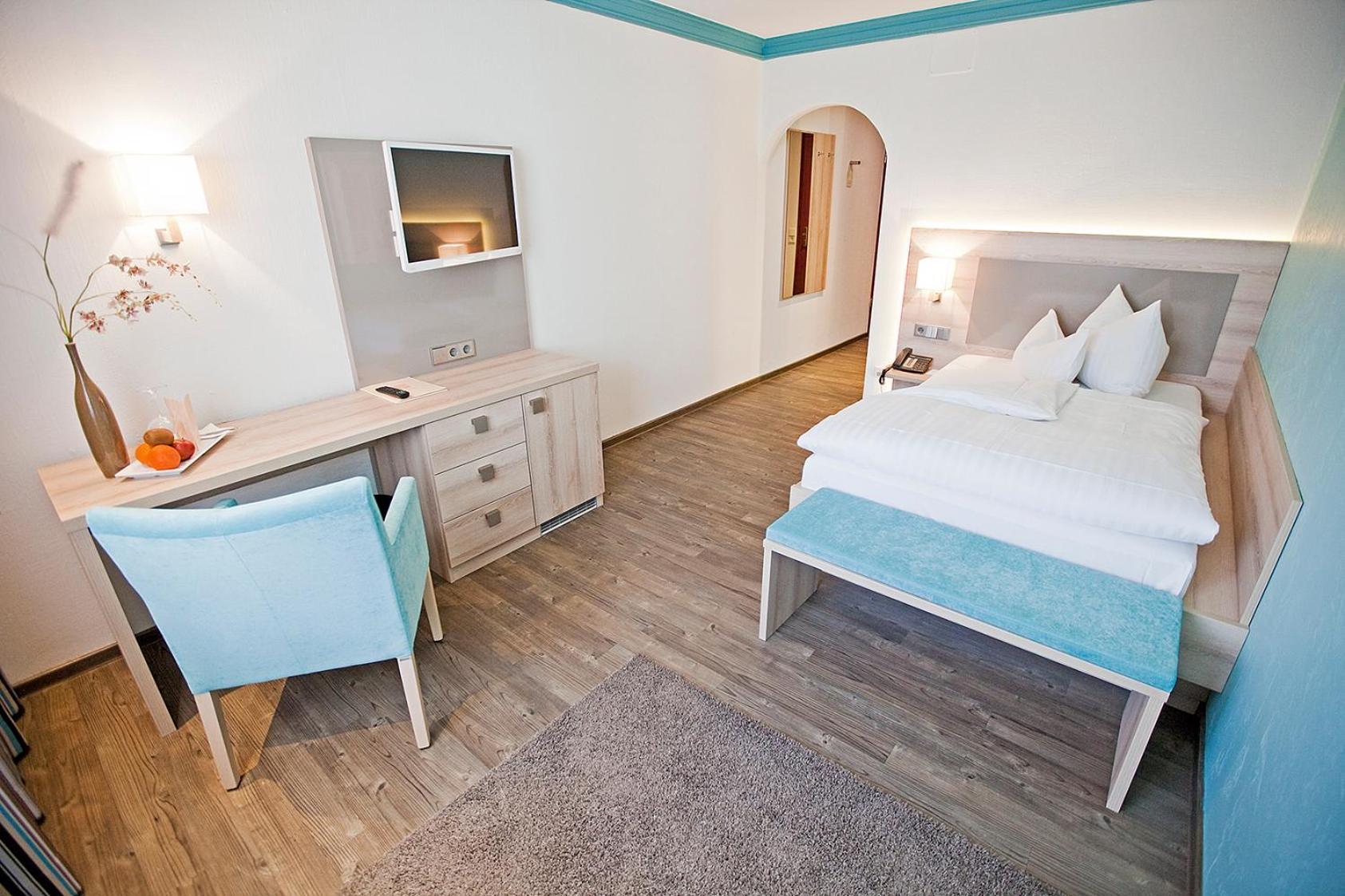 Hotel Krone Ohg Gerlingen Oda fotoğraf