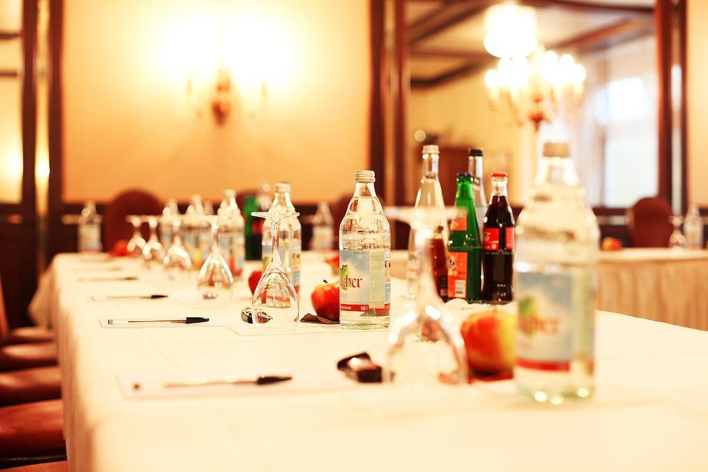 Hotel Krone Ohg Gerlingen Dış mekan fotoğraf